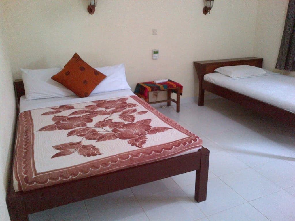 Puji Bungalow & Hostel - photo 1
