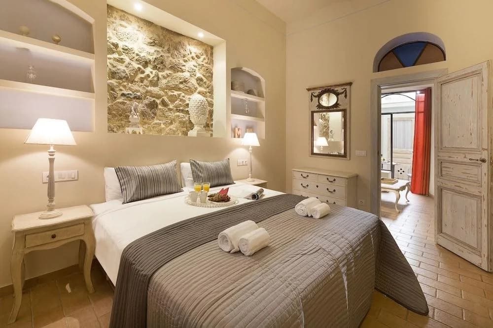 Gracia Next Door - photo 3