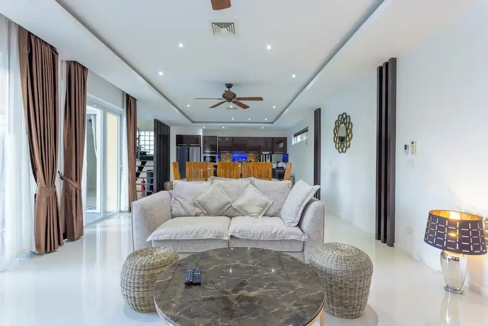 Oceanview 4BR Villa Jacuzzi Escape V180 - photo 3