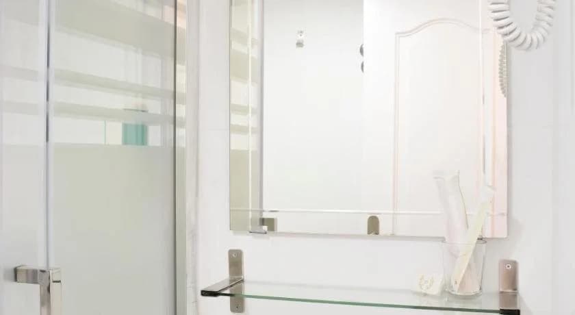 Hostal Guestped - photo 9