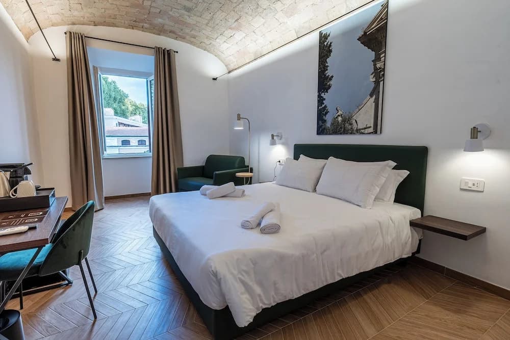 Urban Vatican Rooms - photo 11