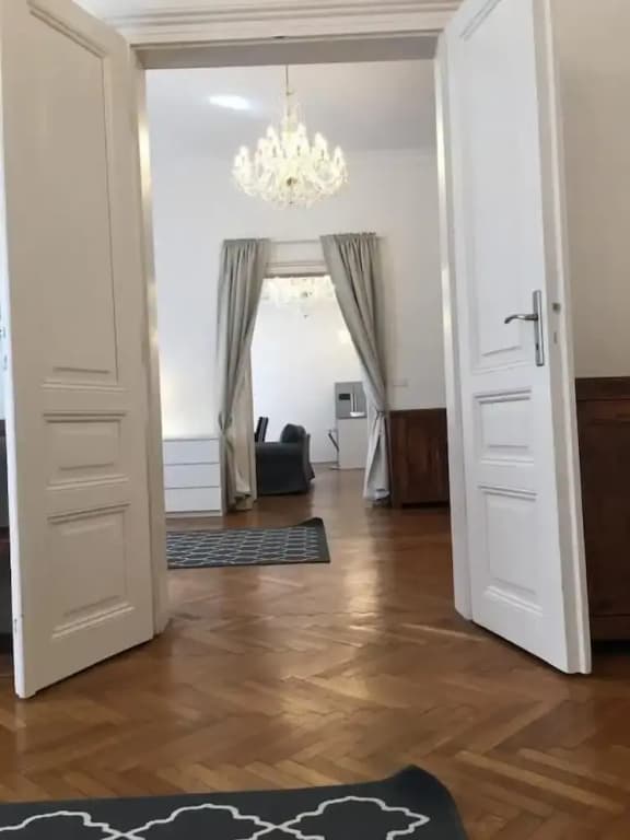 Old Town Square Corner Apartment - photo 4