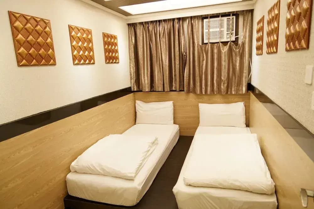 Rai Lei Hostel - photo 6