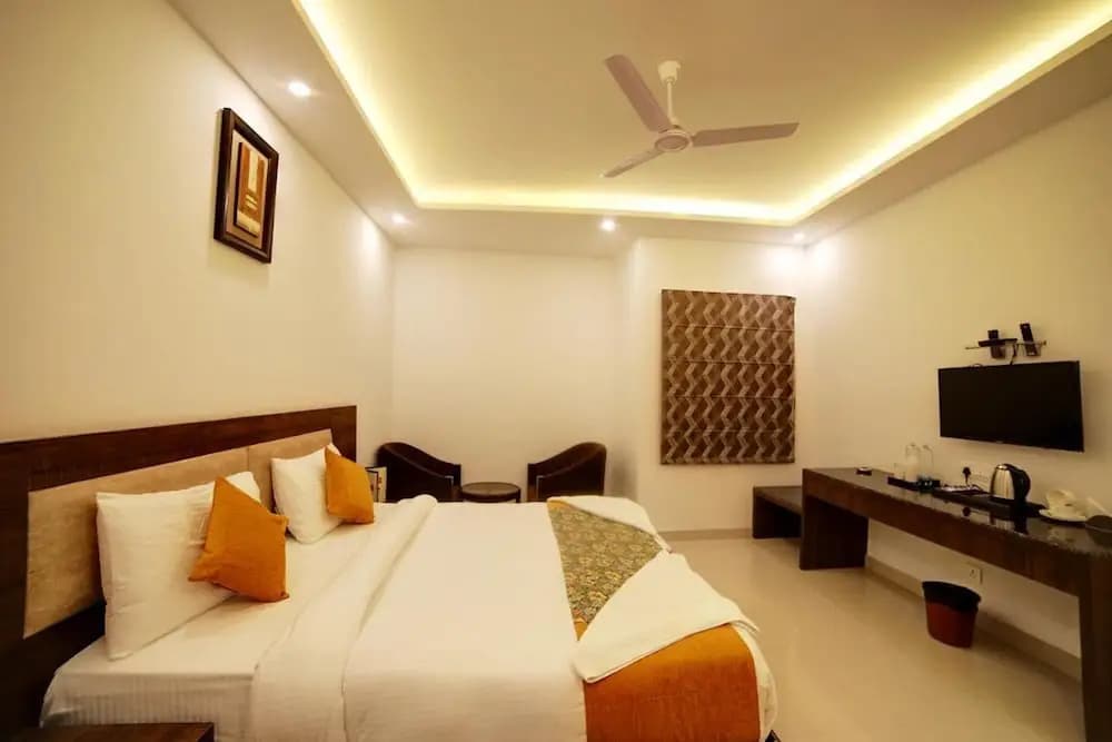Hotel Peridot Near IGI Delhi Airport - photo 6