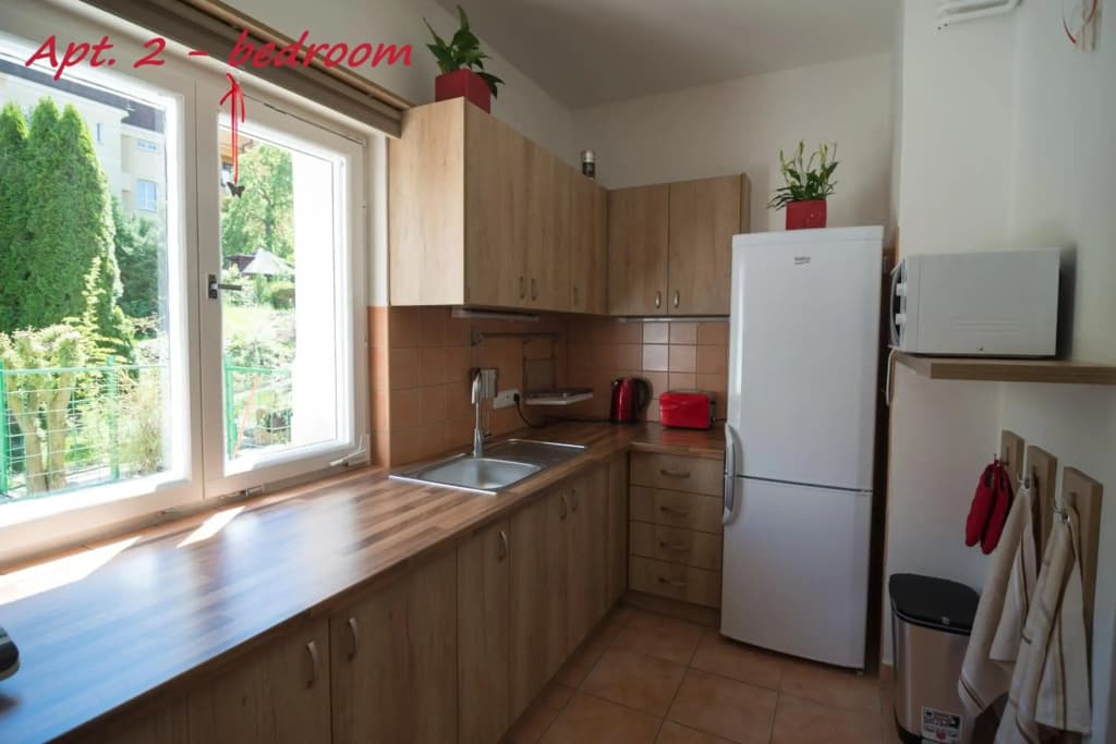 Cozy 2 bedroom Apt with Garden close to Prague Castle - photo 15