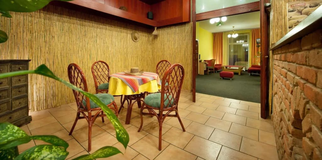 Hotel Henrietta - photo 16