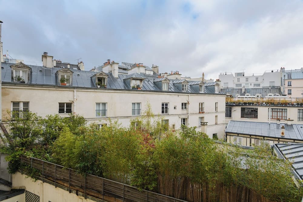 Paris Center St Claude residence - photo 11