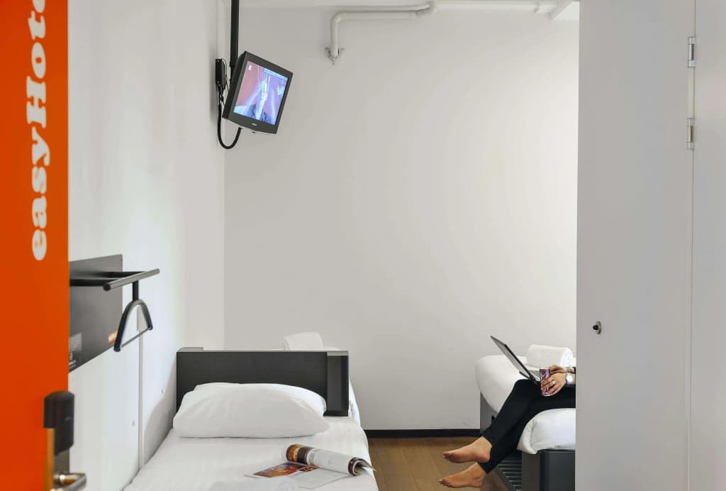 easyHotel Amsterdam Arena Boulevard - photo 26