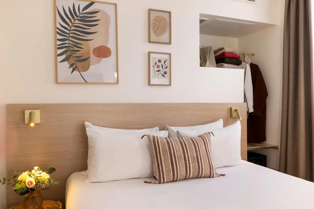 Hotel Bailli de Suffren - photo 20