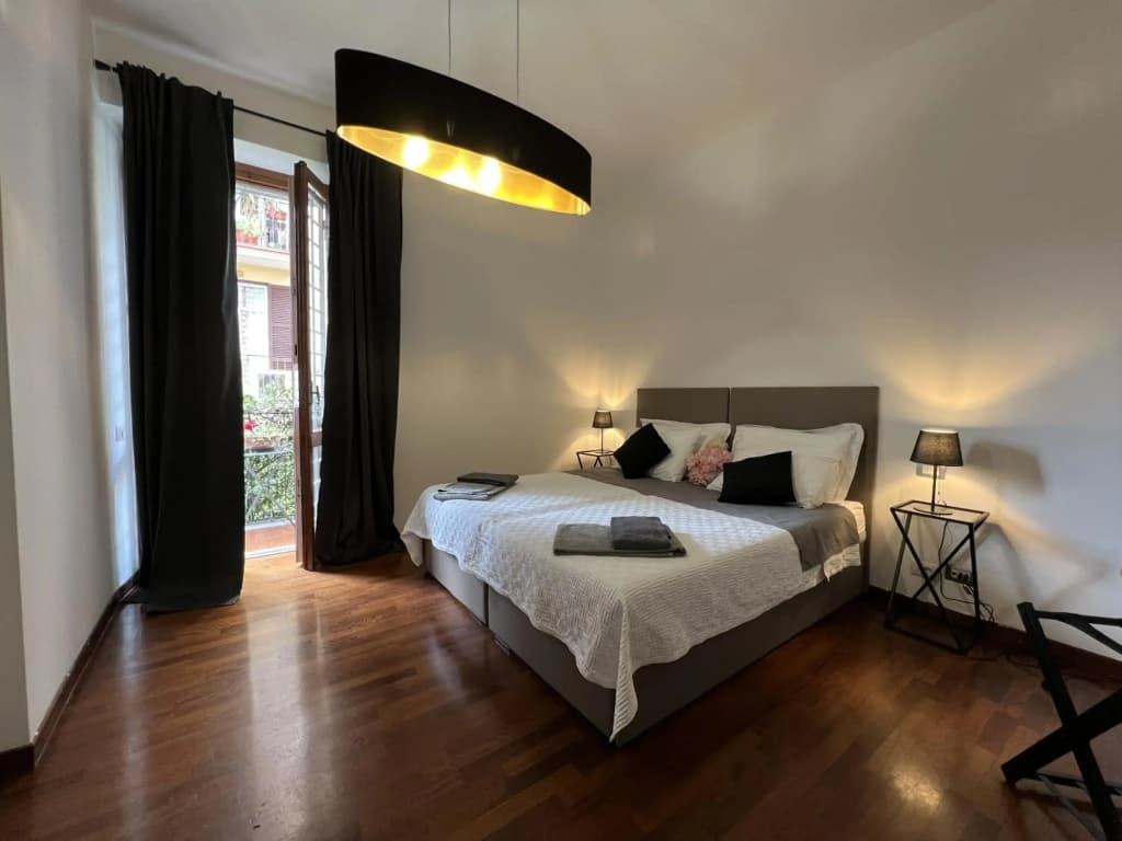 Emi's Guest House - photo 3