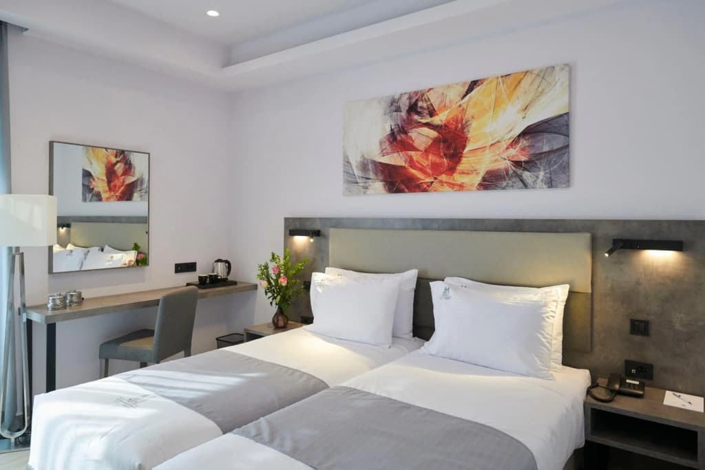Meni Hotel - photo 10