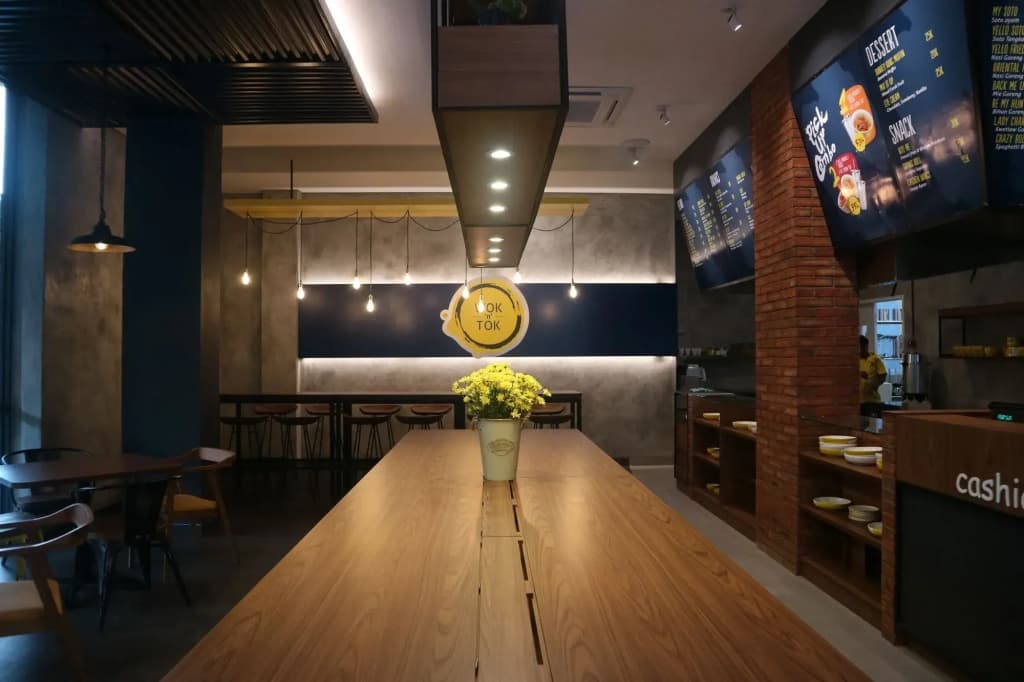 YELLO Hotel Manggarai Jakarta - photo 18