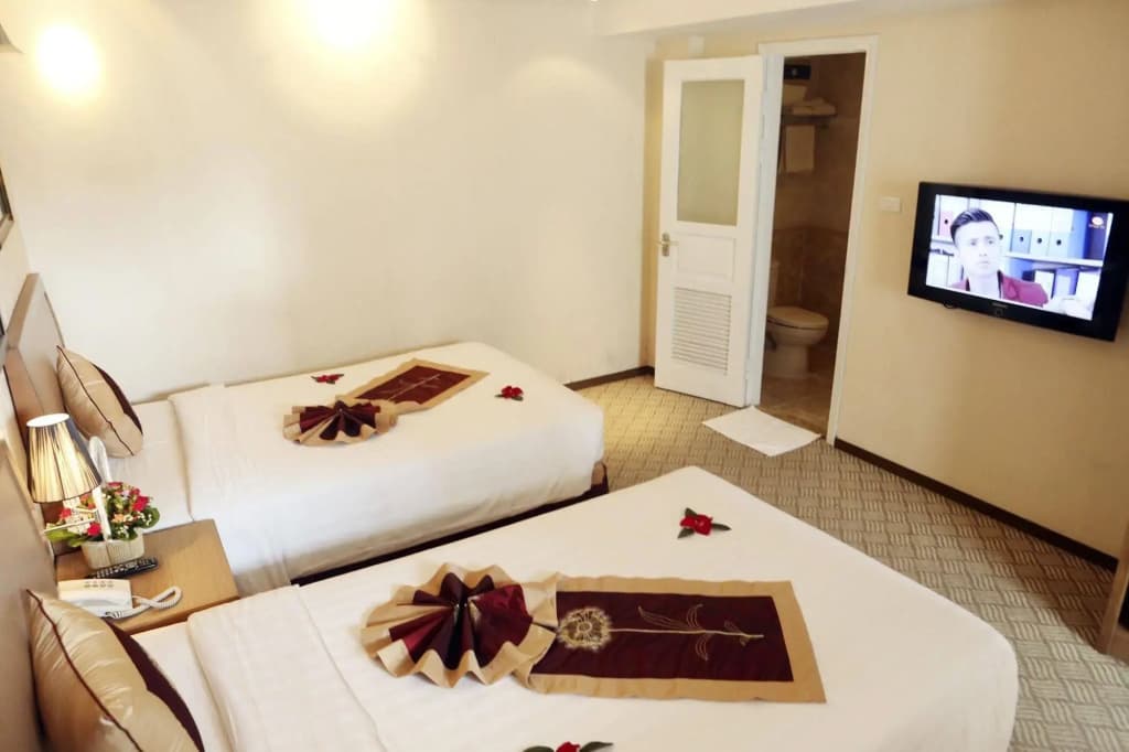 Lenid De Ho Guom Hotel - photo 5