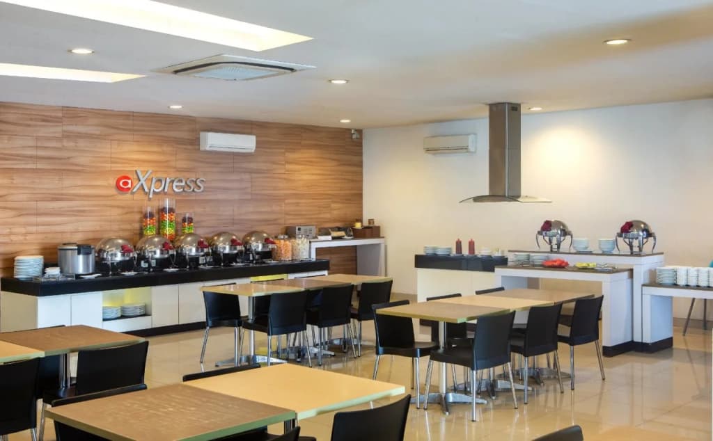 Amaris Hotel Pancoran - photo 24