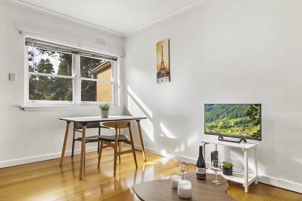 Comfy One-bedroom Unit Between City and Airport - photo 5
