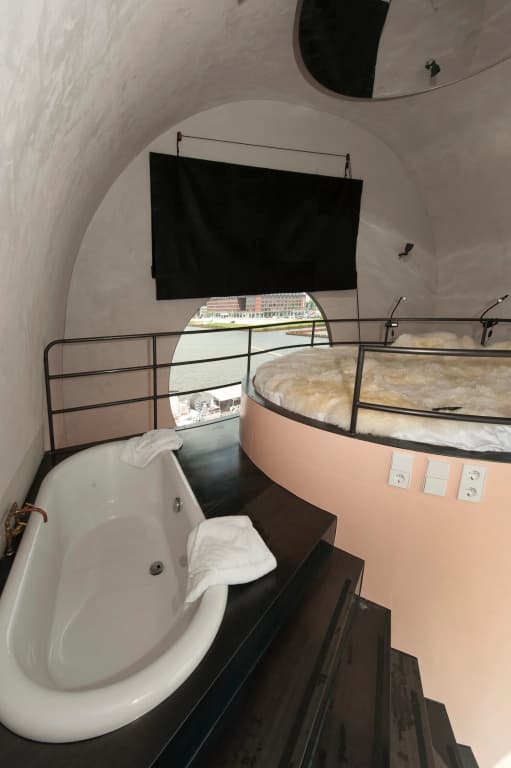 Botel - photo 23
