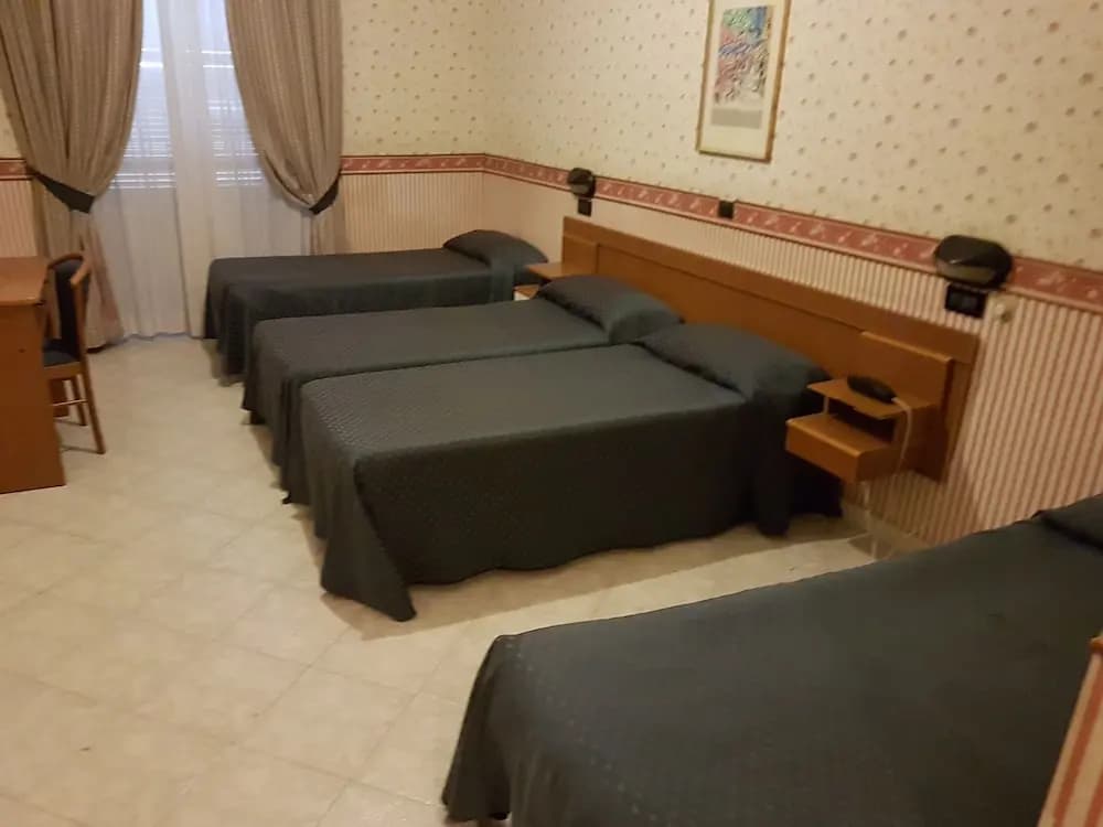 Hotel Demetra Capitolina - photo 18