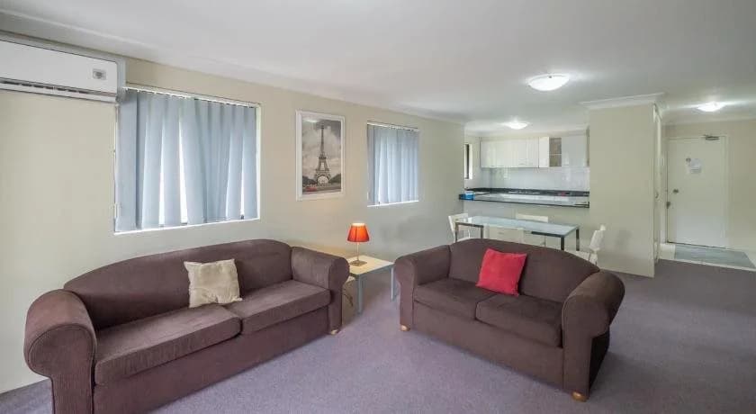 Parkside Apartments on Thomas Street - main photo