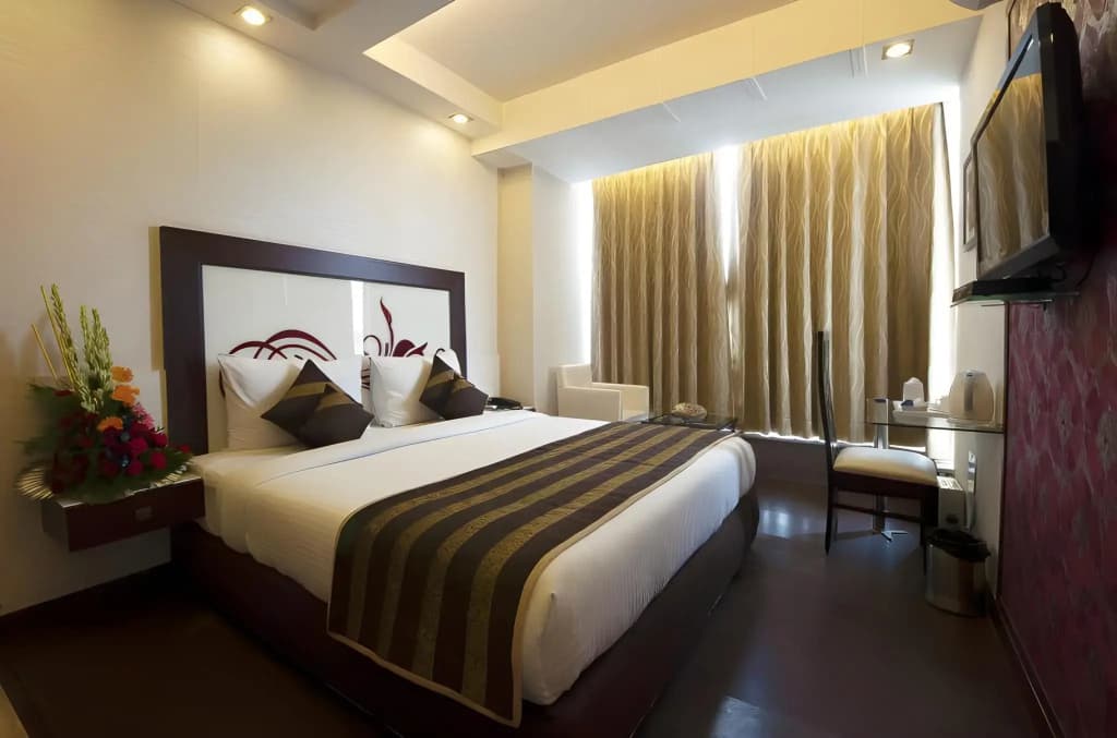 Hotel Pitrashish Premium - photo 12
