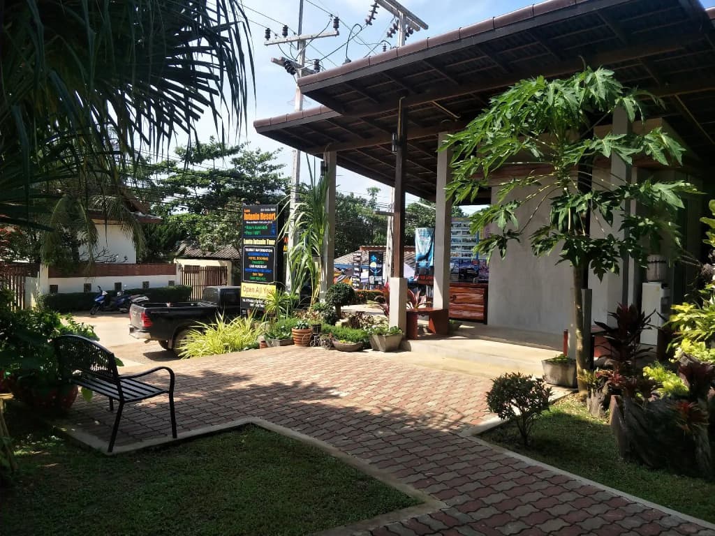 Lanta Intanin Resort - photo 15