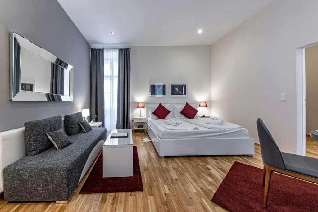 The Levante Rathaus Apartments - photo 16