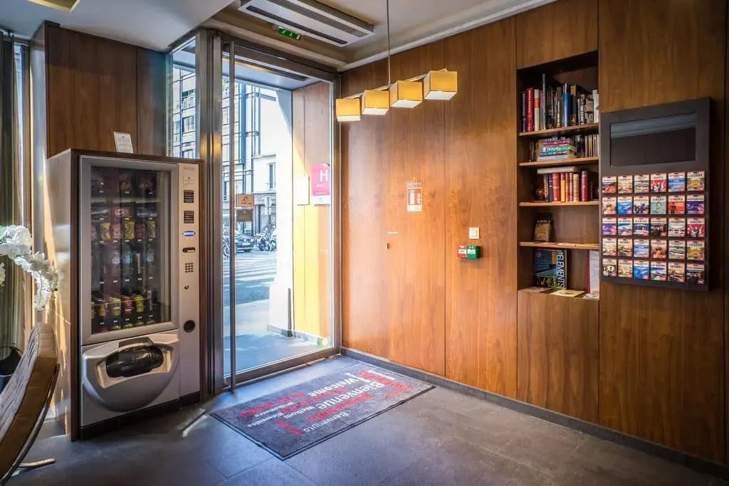 Art Hotel Batignolles - photo 11