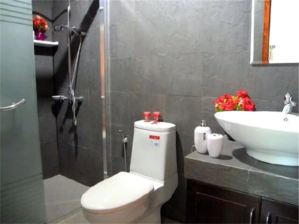 Sunrise 3 bedrooms Spacious Apartment - photo 6