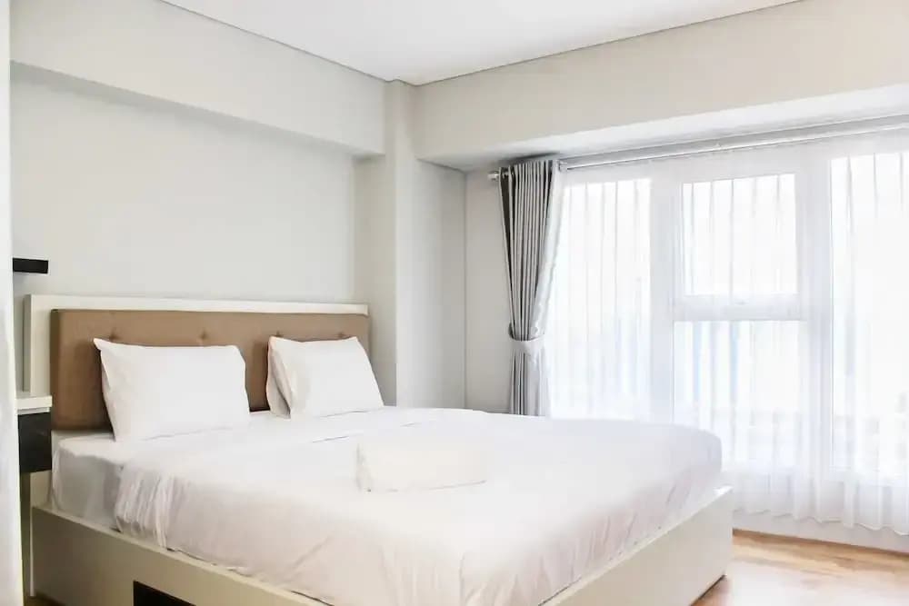 Elegant and Comfortable 2BR Apartment at Maqna Residence - photo 4