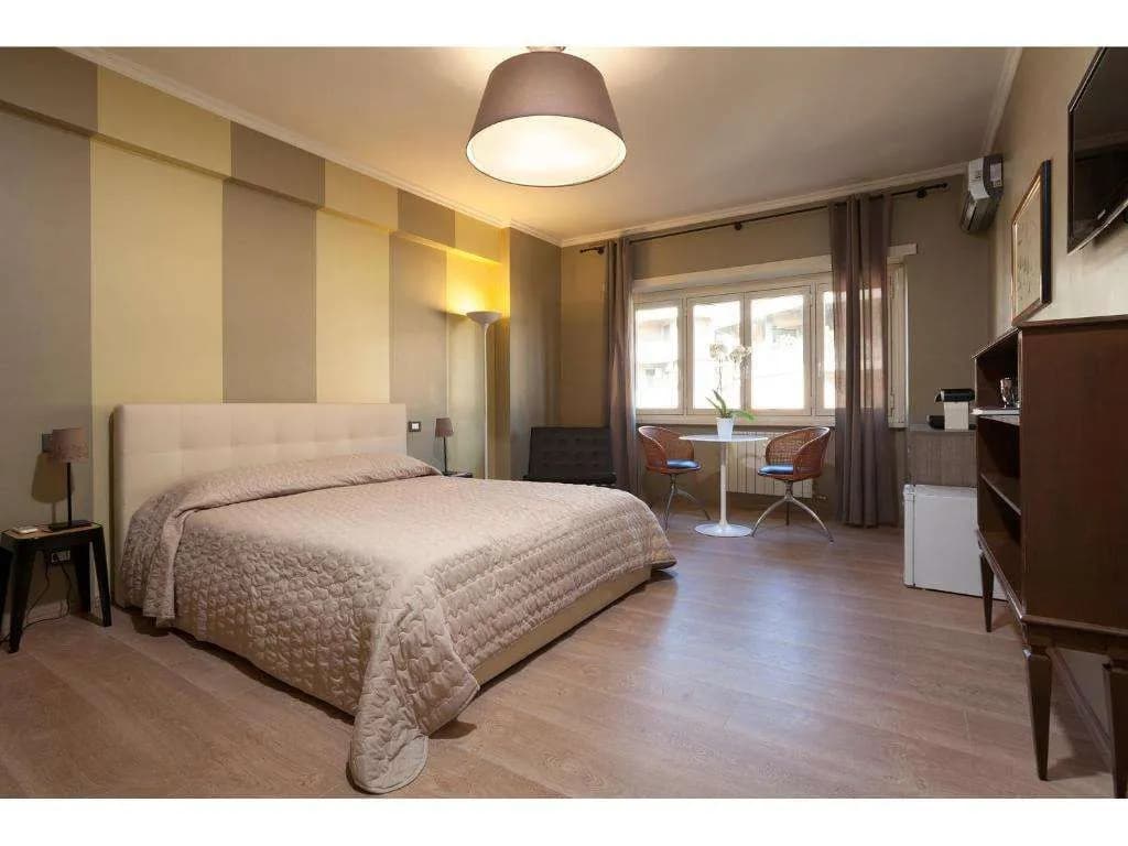 Alex's Guest House - photo 7