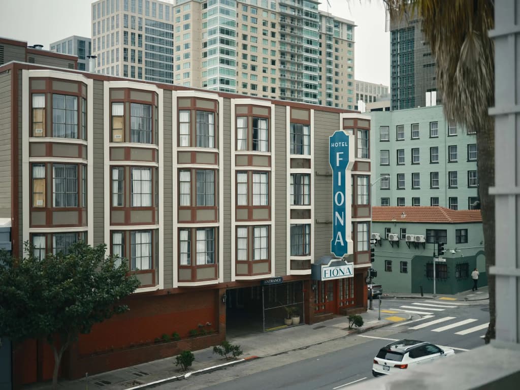 Hotel Fiona - photo 1