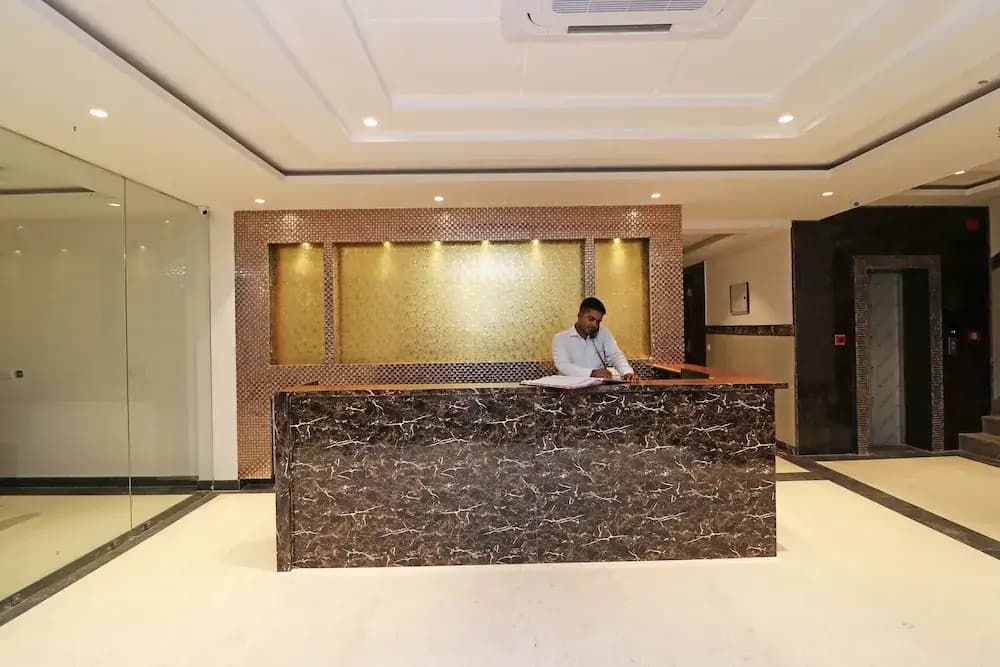 Capital O 16651 GRD SUITES - photo 15