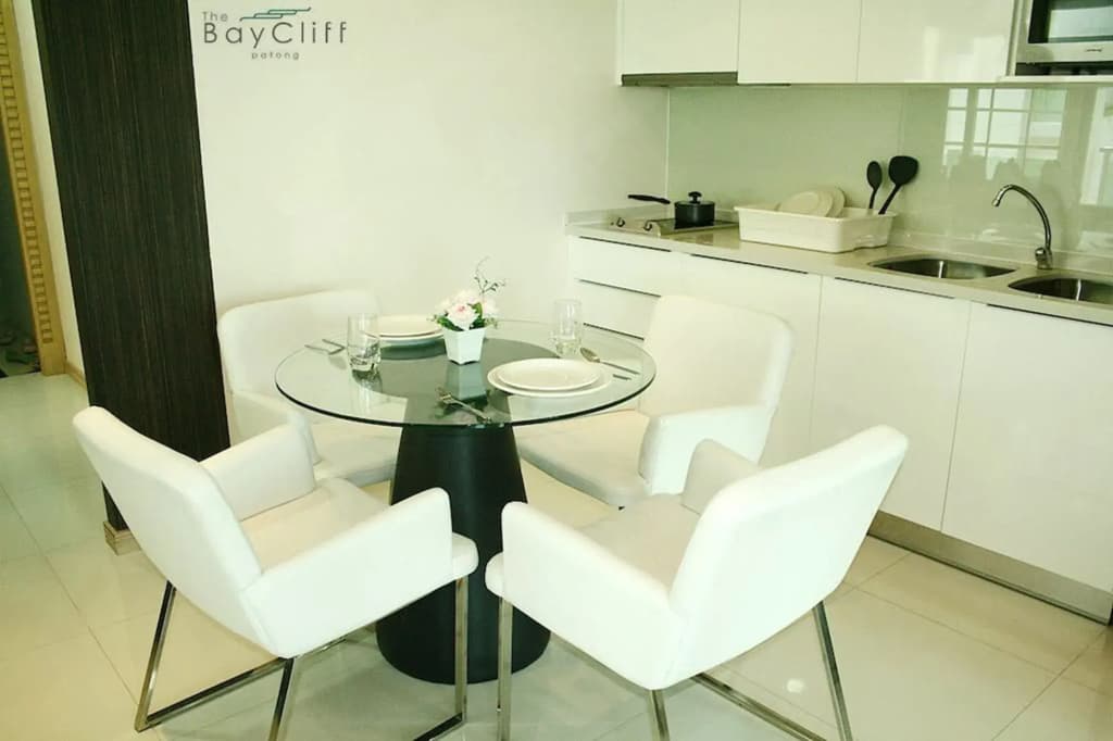 The Baycliff Residence - photo 24