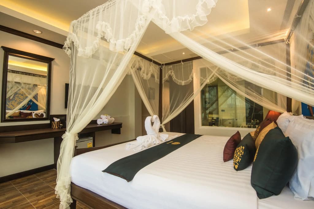 Tanawan Phuket Hotel - photo 7