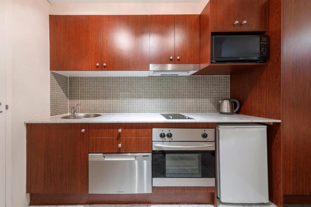 Park Regis Concierge Apartments - photo 20