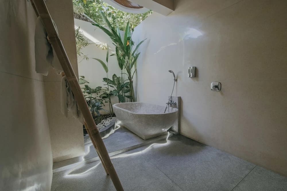 Massive Villa Brawa in Canggu - photo 8