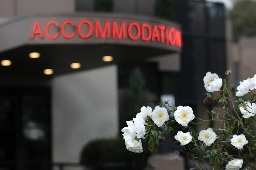 Dingley Hotel - main photo