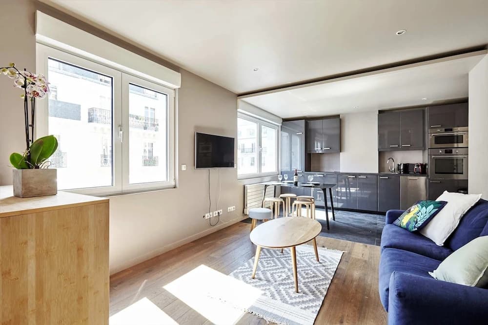 Modern 1BR Home in Batignolles - photo 5