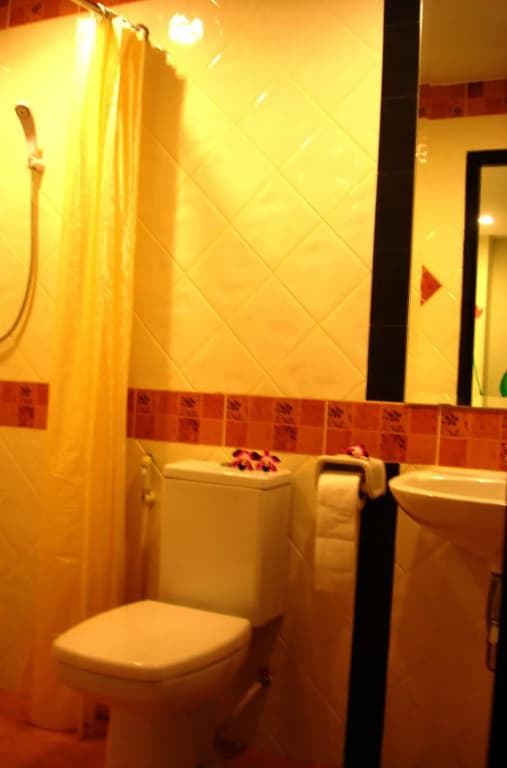 The Bang Khun Phrom Suites - photo 9