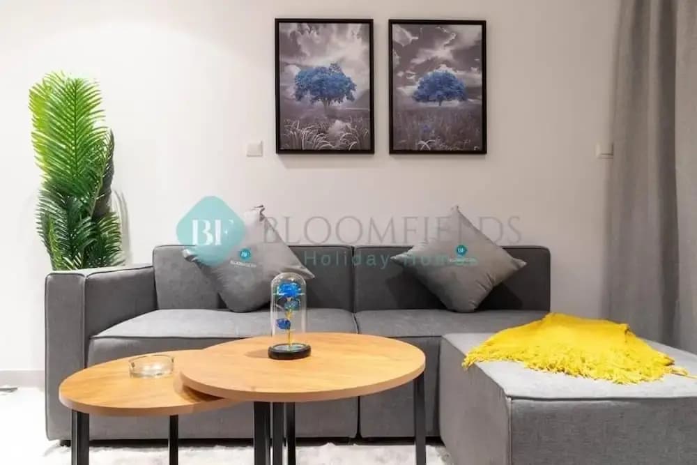 Bloomfields Stylish 2BR in Oasis Mas - photo 11