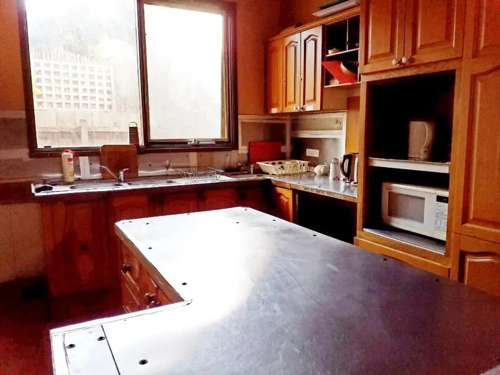 St Kilda East backpackers' hostel - photo 8