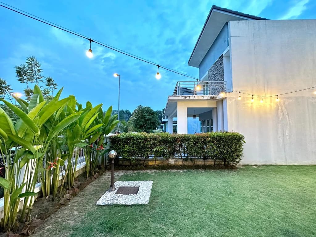 BNB Casa Grande at Rawang - spacious, 15 pax and WiFi - photo 2