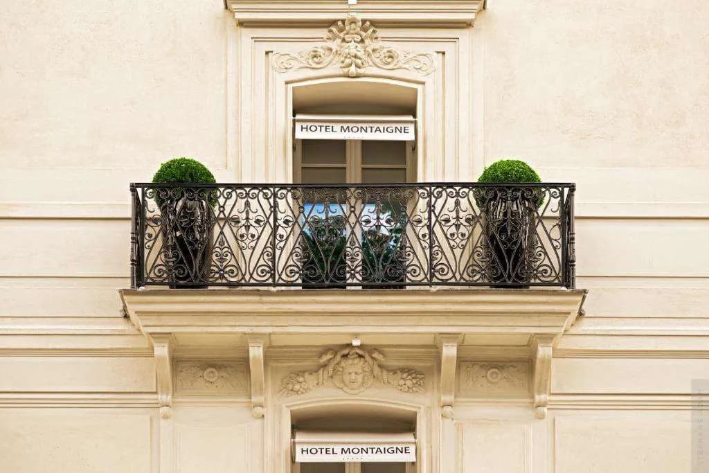Hôtel Montaigne - photo 32
