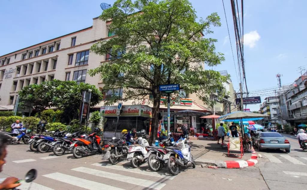 Boonsiri Place Hotel - photo 29