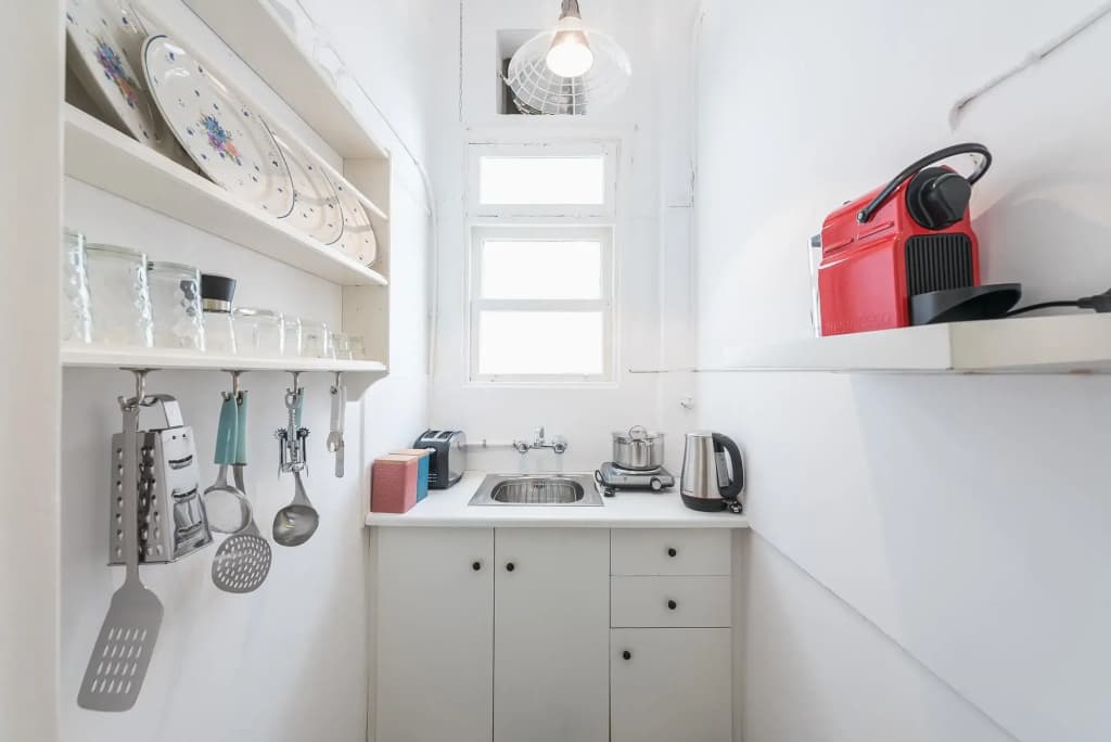 Cute and central apt for 3 - photo 4