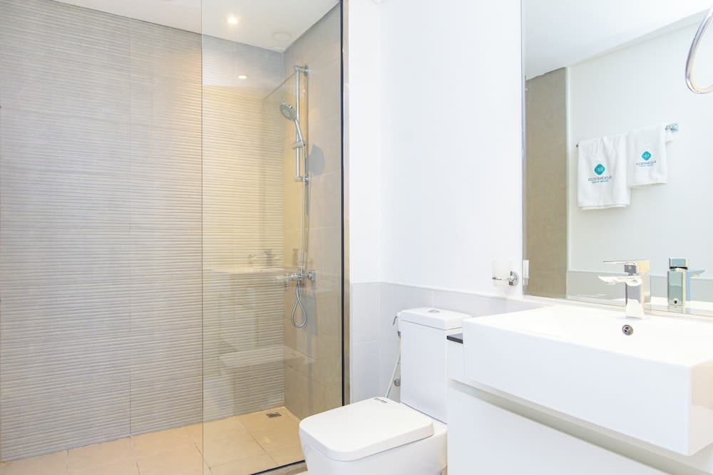 Bloomfields 1br Elegant Escape Pulse - photo 7