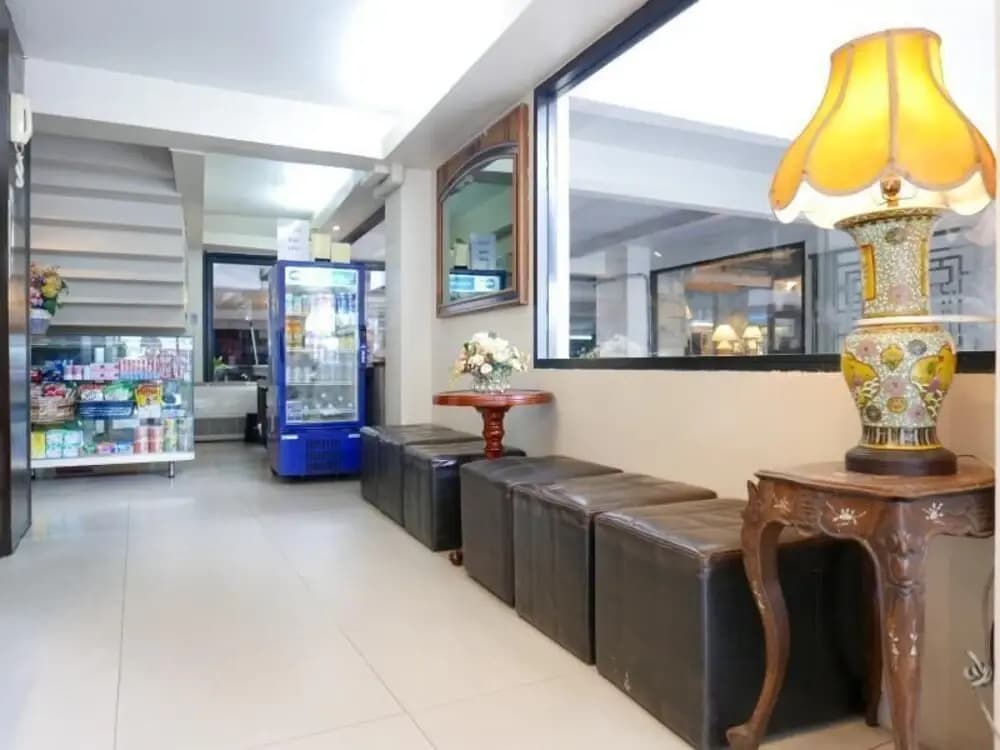 Must Sea Hotel Bangkok - photo 2