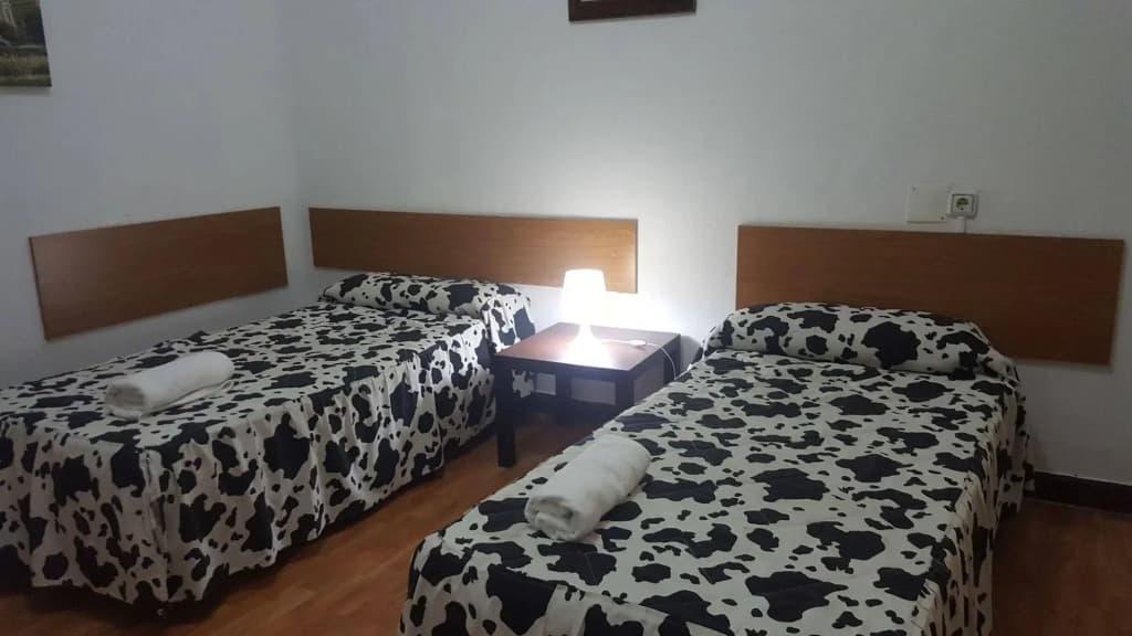 Hostal Helena 2 - photo 3