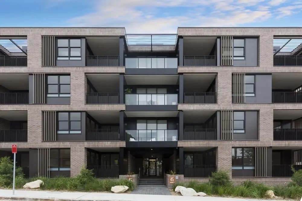 Air Conditioned One Bedroom with Pool Close To CBD - main photo