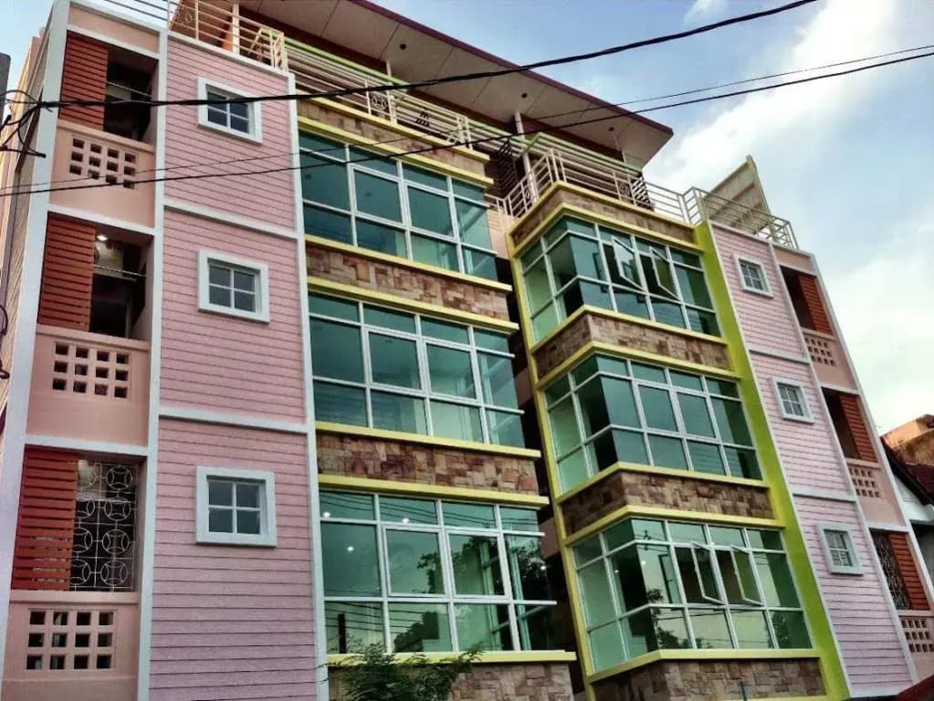 Ladda​ Place​ - photo 1