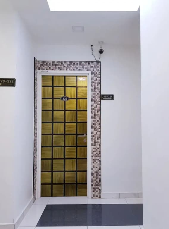 Flyk Hotel - photo 1